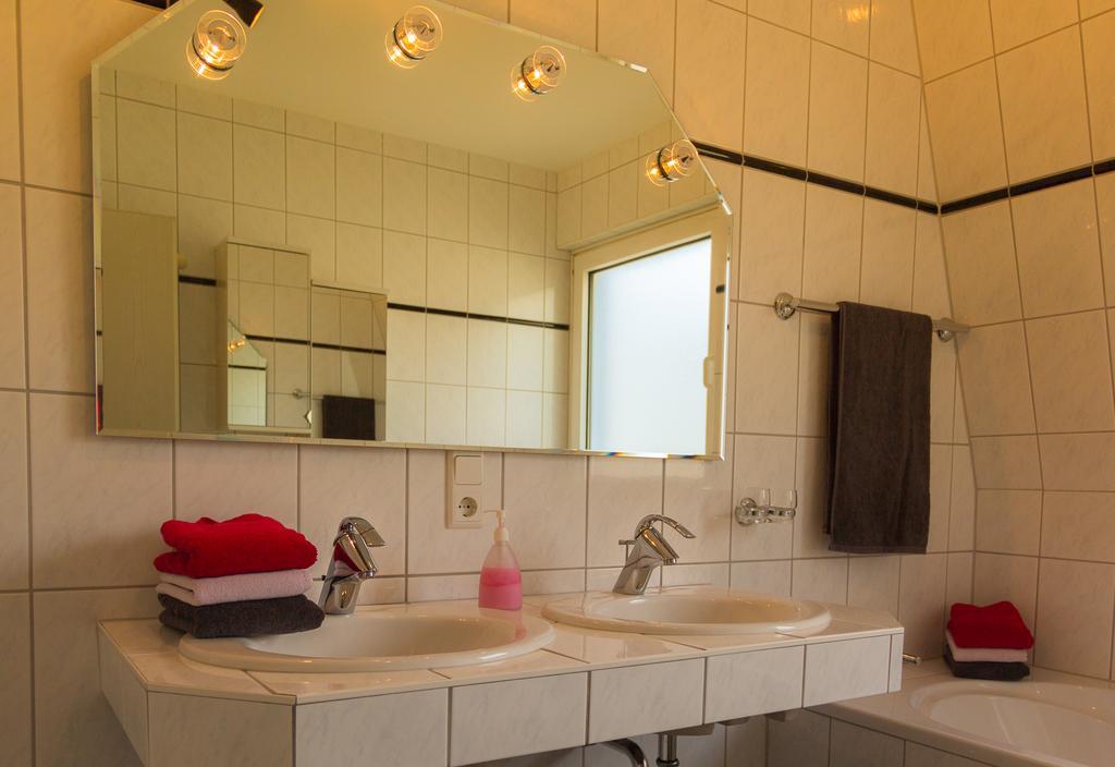 Ferienwohnung Weber-Rolinger Andernach Kültér fotó